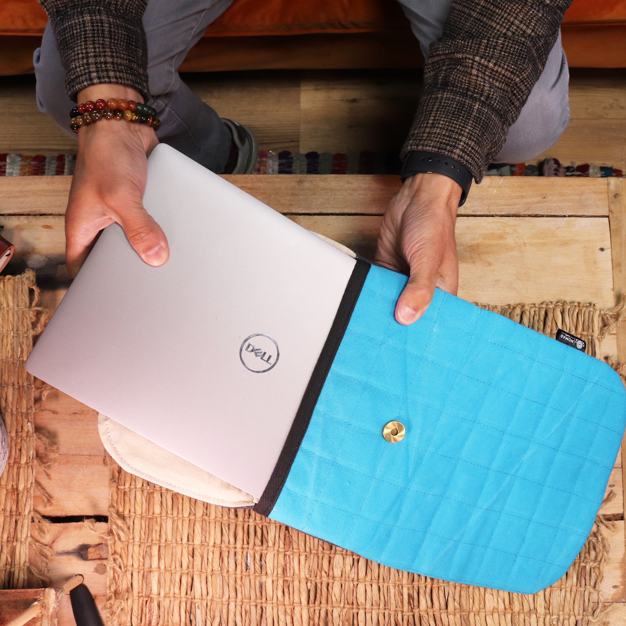 13 inch Laptop Padded Pouch – Crazy Yellow – 14oz Stonewash | www.artisan-gifts.co.uk 10 13 inch Laptop Padded Pouch – Crazy Yellow – 14oz Stonewash | www.artisan-gifts.co.uk 9