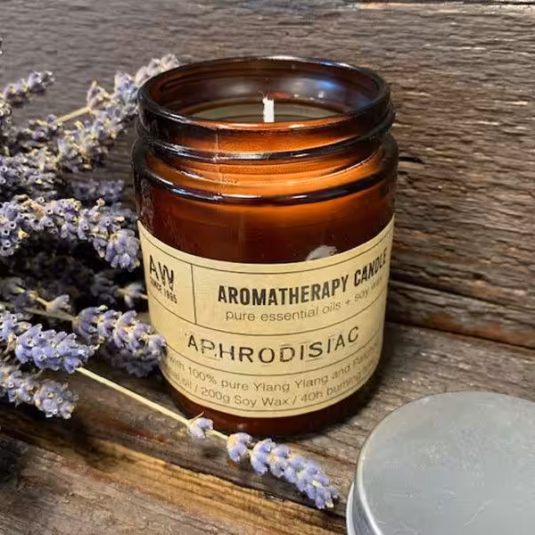 Aromatherapy Candle – Aphrodisiac | www.artisan-gifts.co.uk 2 Aromatherapy Candle – Aphrodisiac | www.artisan-gifts.co.uk 1