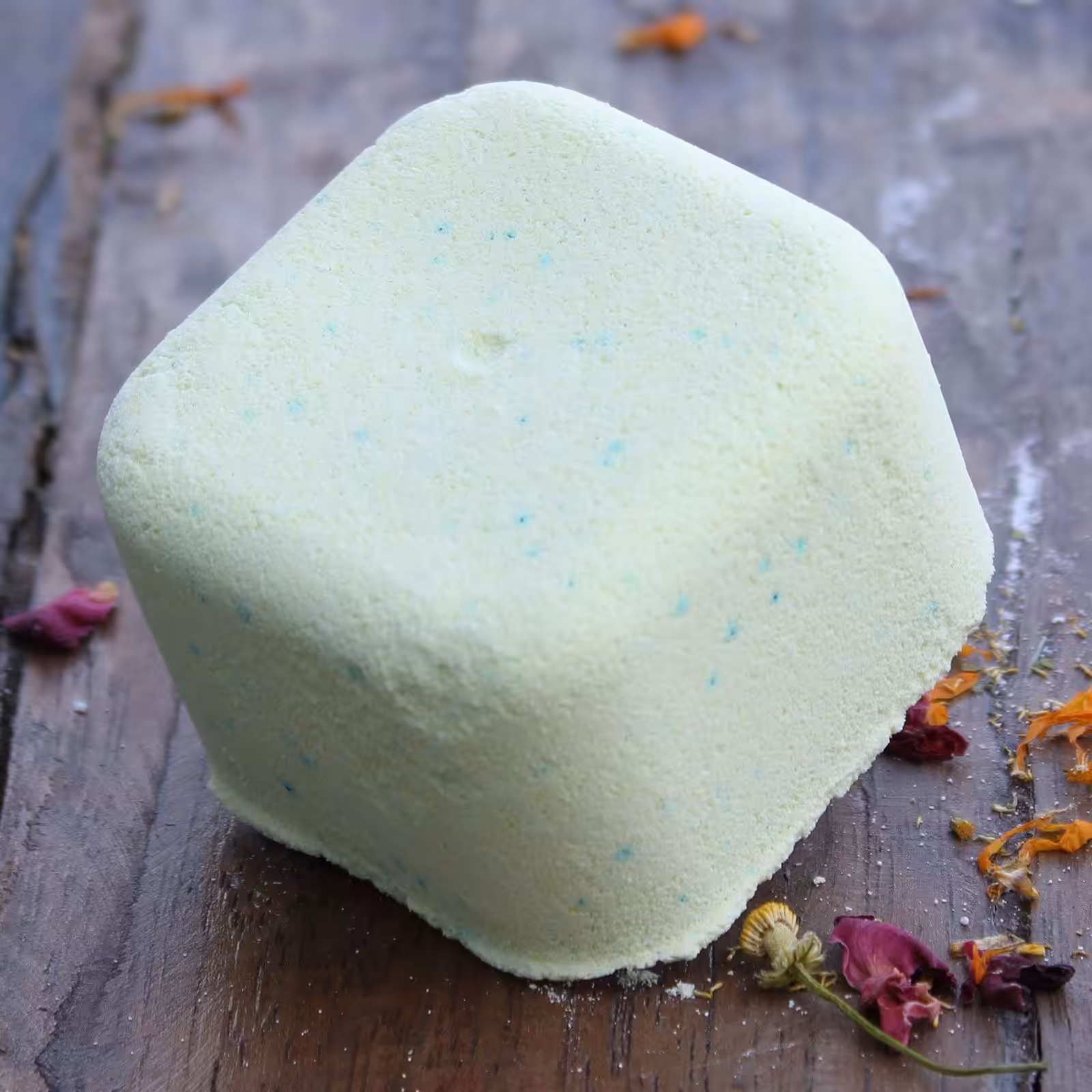 Aromatherapy Shower Steamer 80g – Post-Workout | www.artisan-gifts.co.uk 7 Aromatherapy Shower Steamer 80g – Post-Workout | www.artisan-gifts.co.uk 6