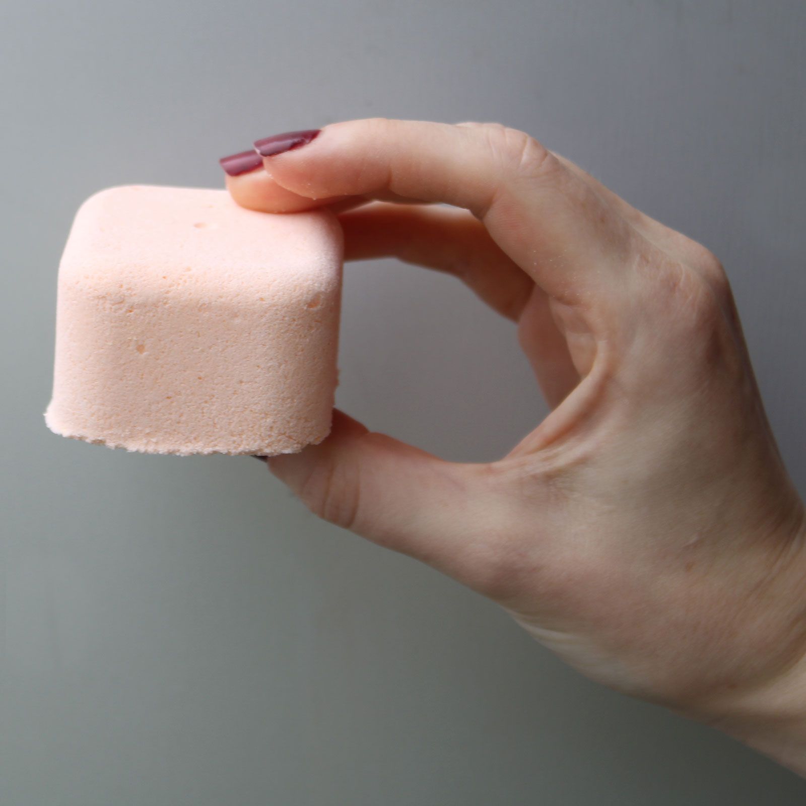 Aromatherapy Shower Steamer 80g – Revitalise | www.artisan-gifts.co.uk 4 Aromatherapy Shower Steamer 80g – Revitalise | www.artisan-gifts.co.uk 3