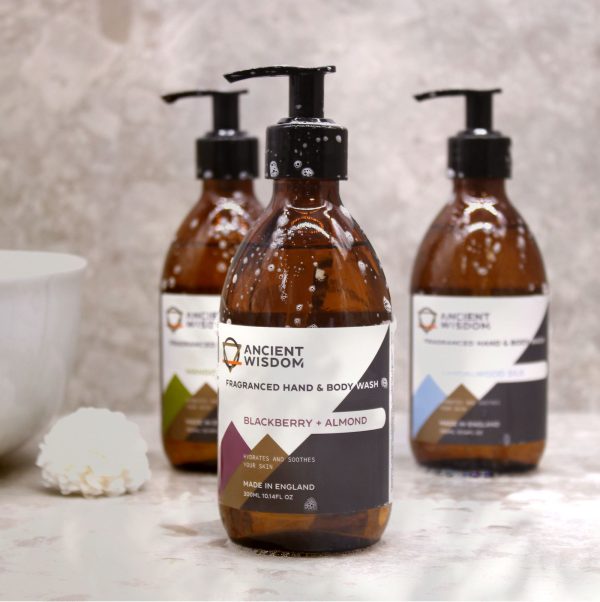 Blackberry & Almond Hand & Body Wash  300ml - Image 2