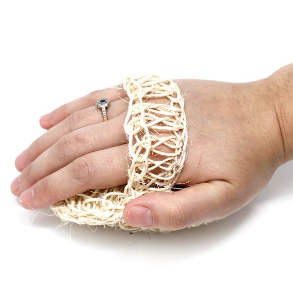 Sisal Sponge and Scrub - Soft Round Exfoliating Cushion - Image 3