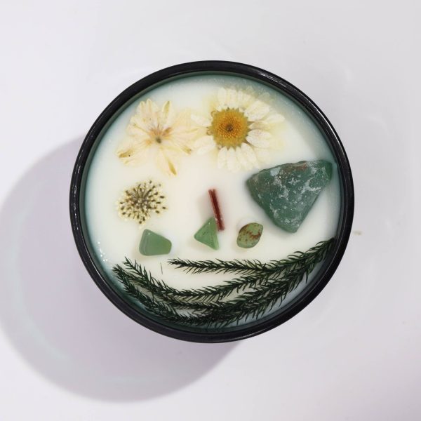 Hop Hare Crystal Magic Flower Candle - The Magician - Image 3