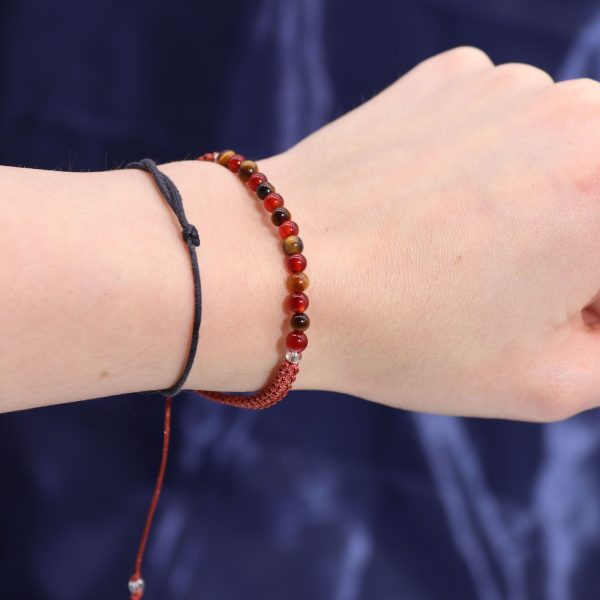 Zodiac Crystal Candle with Gemstone Bracelet - Leo - Image 4