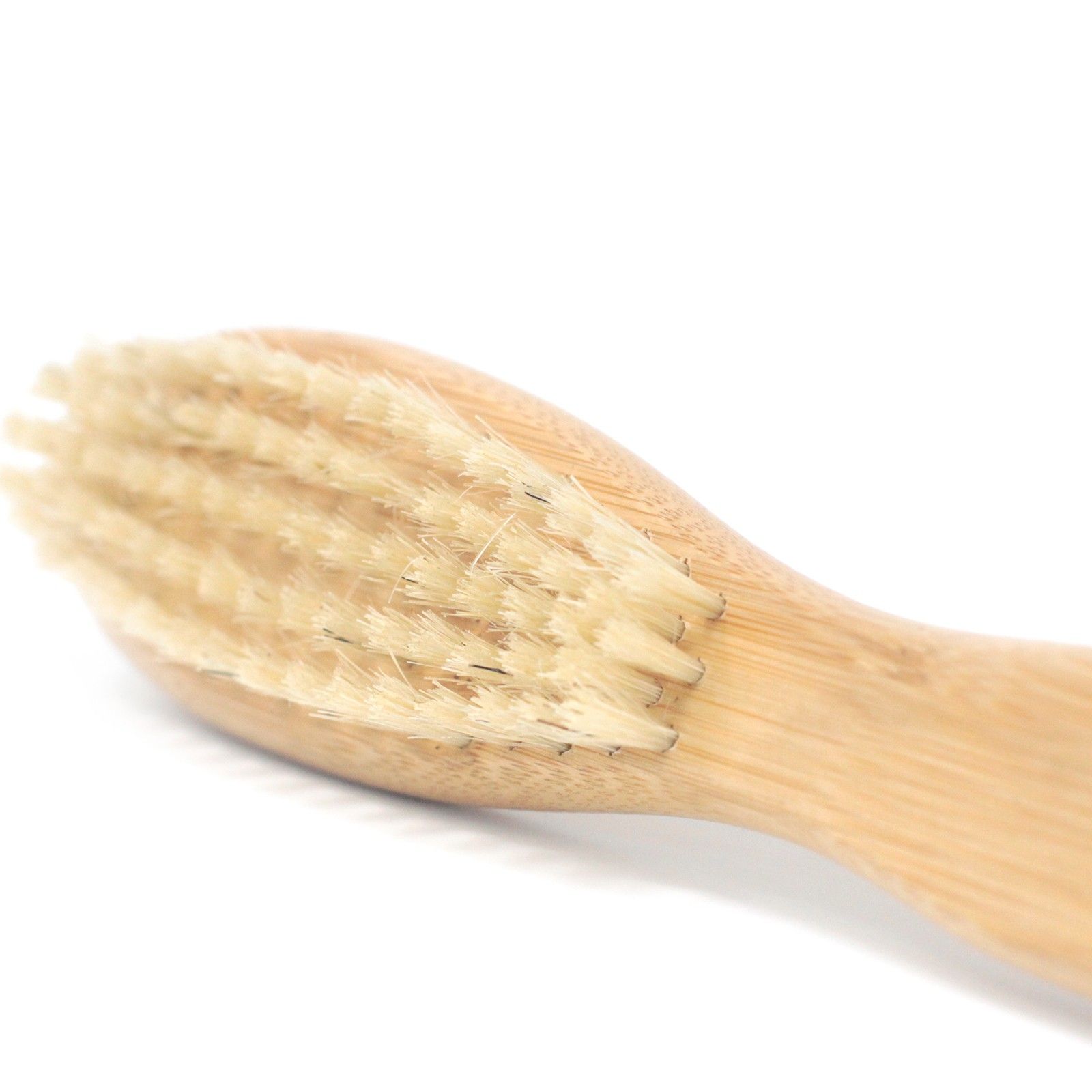 Beard Brush | www.artisan-gifts.co.uk 2 Beard Brush | www.artisan-gifts.co.uk 1