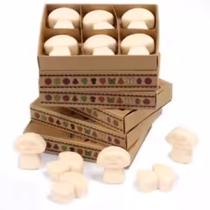 Box of 6 Wax Melts – Vanilla Nutmeg | www.artisan-gifts.co.uk 1