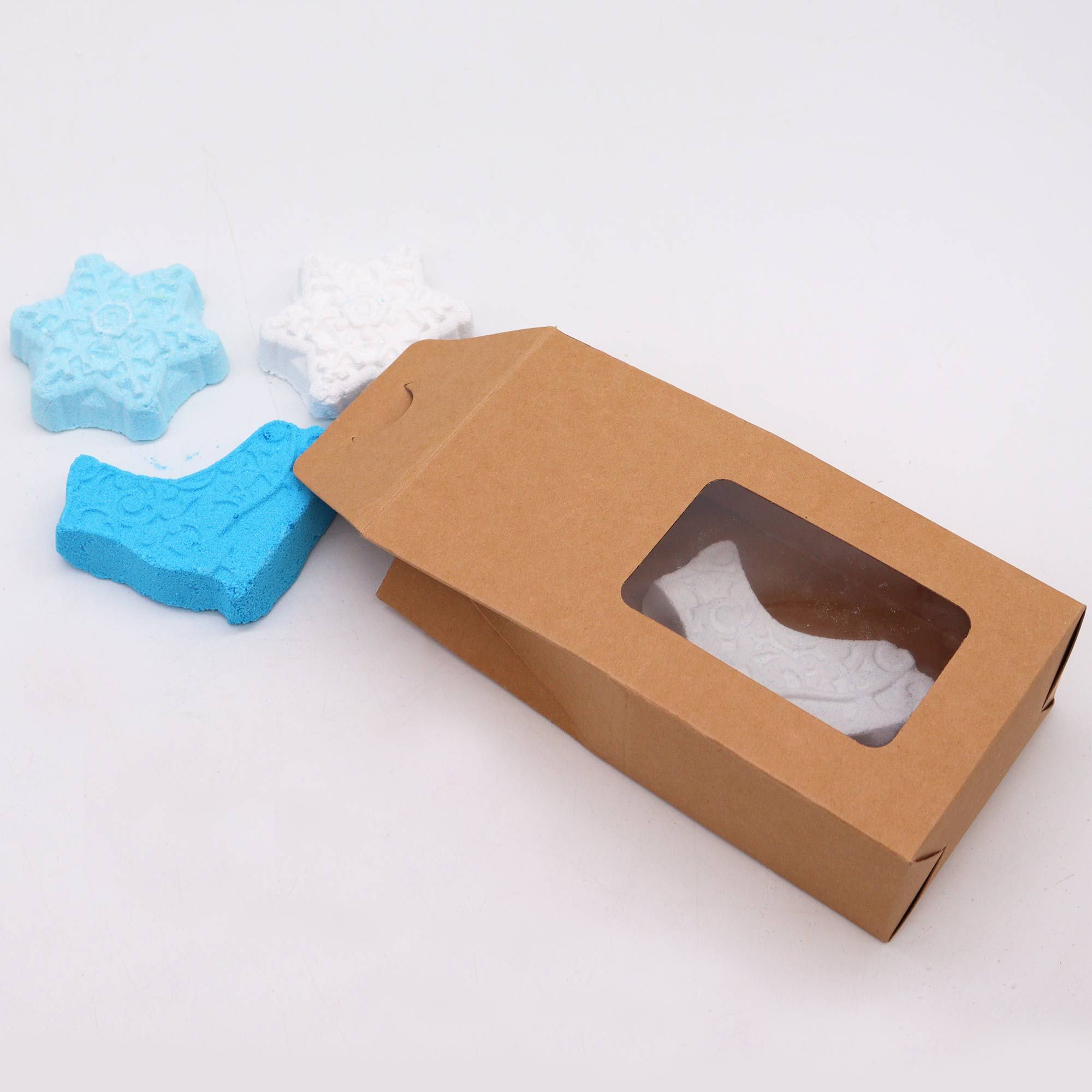 Break the Ice Christmas Bath Bomb Gift Pack | www.artisan-gifts.co.uk 4 Break the Ice Christmas Bath Bomb Gift Pack | www.artisan-gifts.co.uk 3