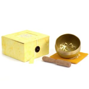 Chakra Singing Bowl – Solar Plexus | www.artisan-gifts.co.uk 1