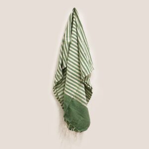 Cotton Pario Throw – 100×180 cm – Picnic Green | www.artisan-gifts.co.uk 1