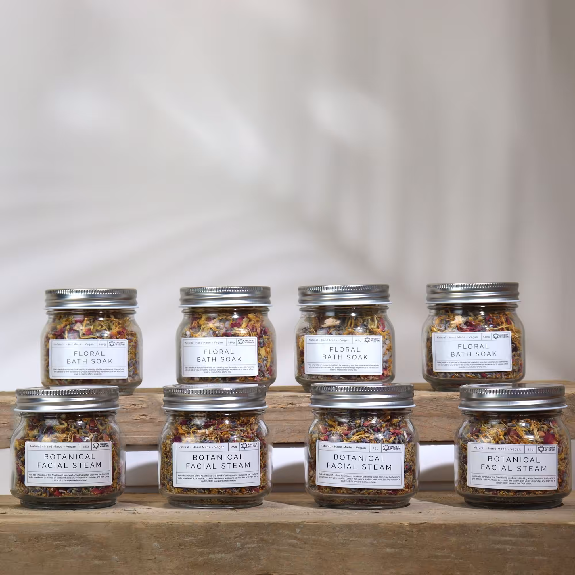 Floral Bath Soak – Natural – 140g | www.artisan-gifts.co.uk 8 Floral Bath Soak – Natural – 140g | www.artisan-gifts.co.uk 7