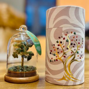 Gemstone Dome Garden – Green Adventurine – 30 chipstones | www.artisan-gifts.co.uk