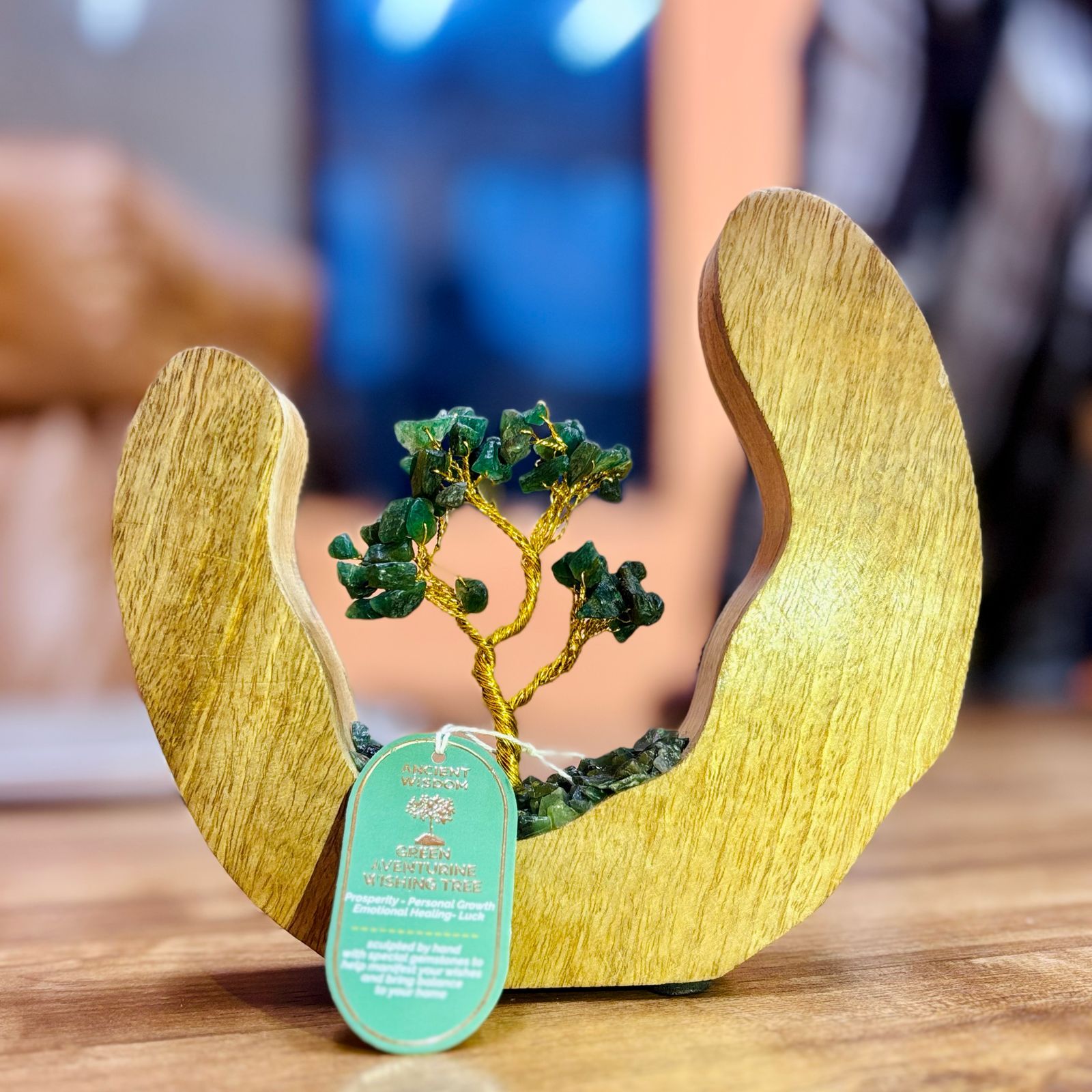 Gemstone Tree Garden – Mango Wood Open Ring – Green Aventurine – 60 chipstones | www.artisan-gifts.co.uk 2 Gemstone Tree Garden – Mango Wood Open Ring – Green Aventurine – 60 chipstones | www.artisan-gifts.co.uk
