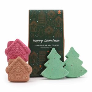 Gingerbread Town Christmas Bath Bomb Gift Pack | www.artisan-gifts.co.uk 1