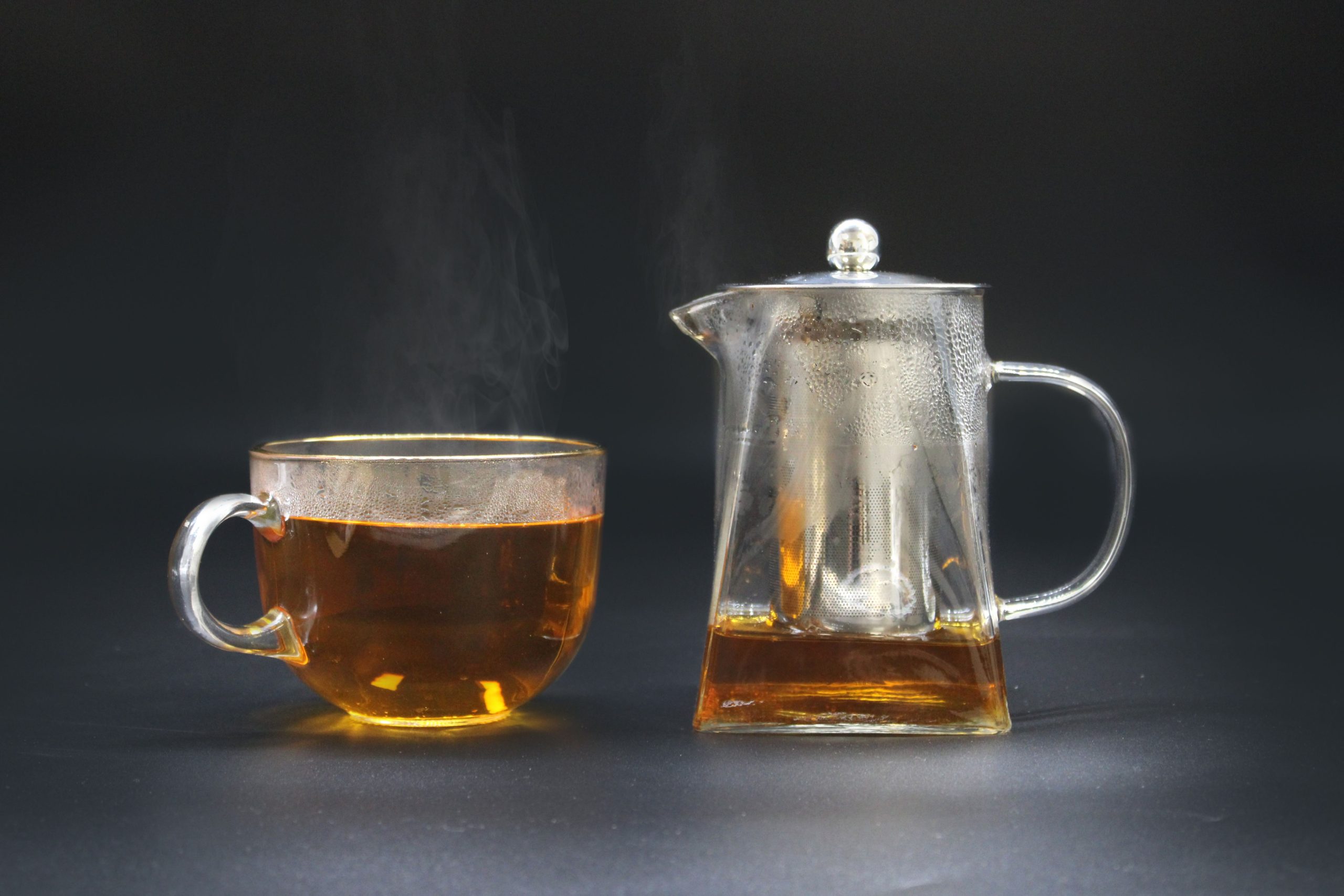 Glass Infuser Teapot – Tower Shape – 750ml | www.artisan-gifts.co.uk 5 Glass Infuser Teapot – Tower Shape – 750ml | www.artisan-gifts.co.uk 4