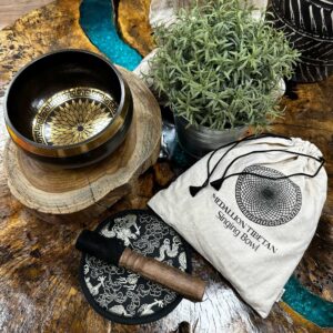 Hand Beaten & Engraved Singing Bowl Gift Set – 14cm – Round Medallions | www.artisan-gifts.co.uk 1