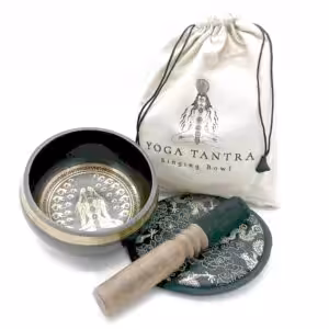 Hand Beaten & Engraved Singing Bowl Gift Set – 14cm – Yogi | www.artisan-gifts.co.uk 1