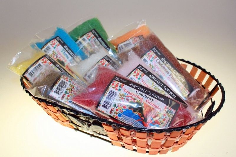 Hollyberry & Mistletoe Simmering Granules | www.artisan-gifts.co.uk 3 Hollyberry & Mistletoe Simmering Granules | www.artisan-gifts.co.uk 2