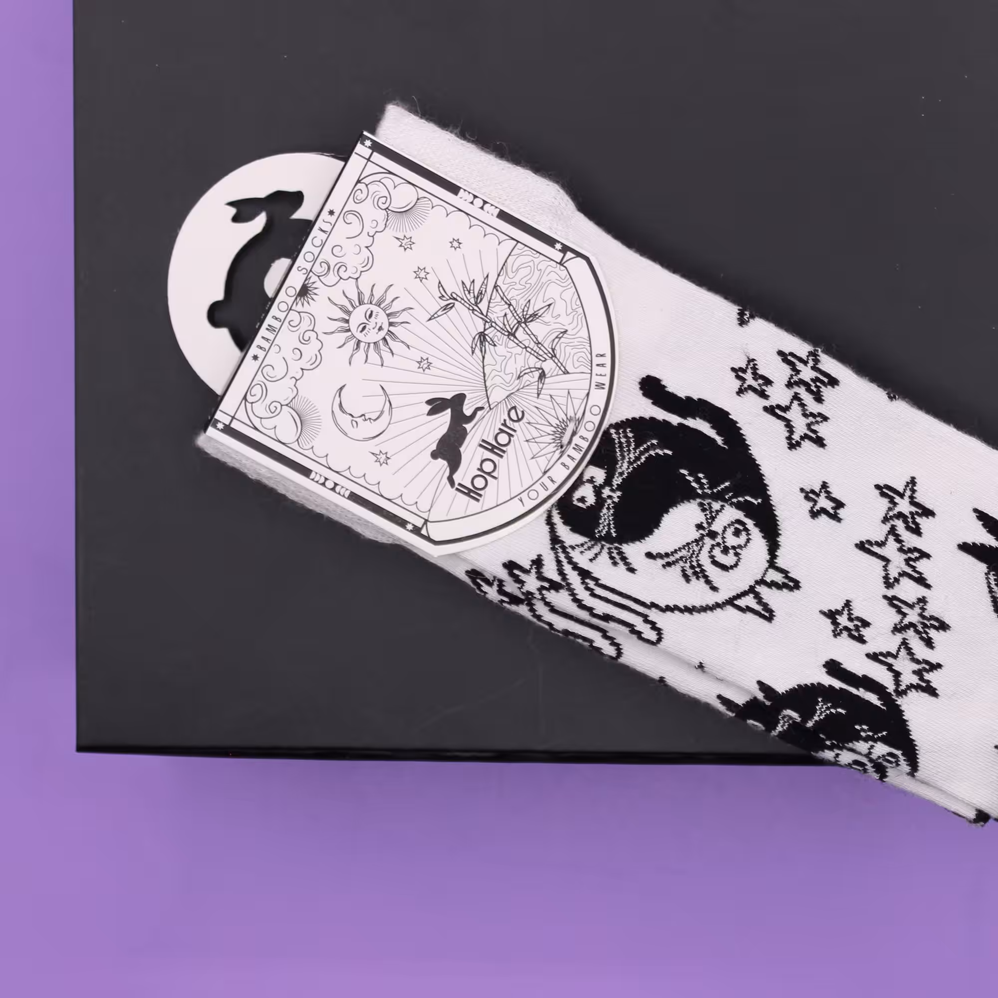 Hop Hare Bamboo Socks S/M – Ying Yang | www.artisan-gifts.co.uk 6 Hop Hare Bamboo Socks S/M – Ying Yang | www.artisan-gifts.co.uk 5