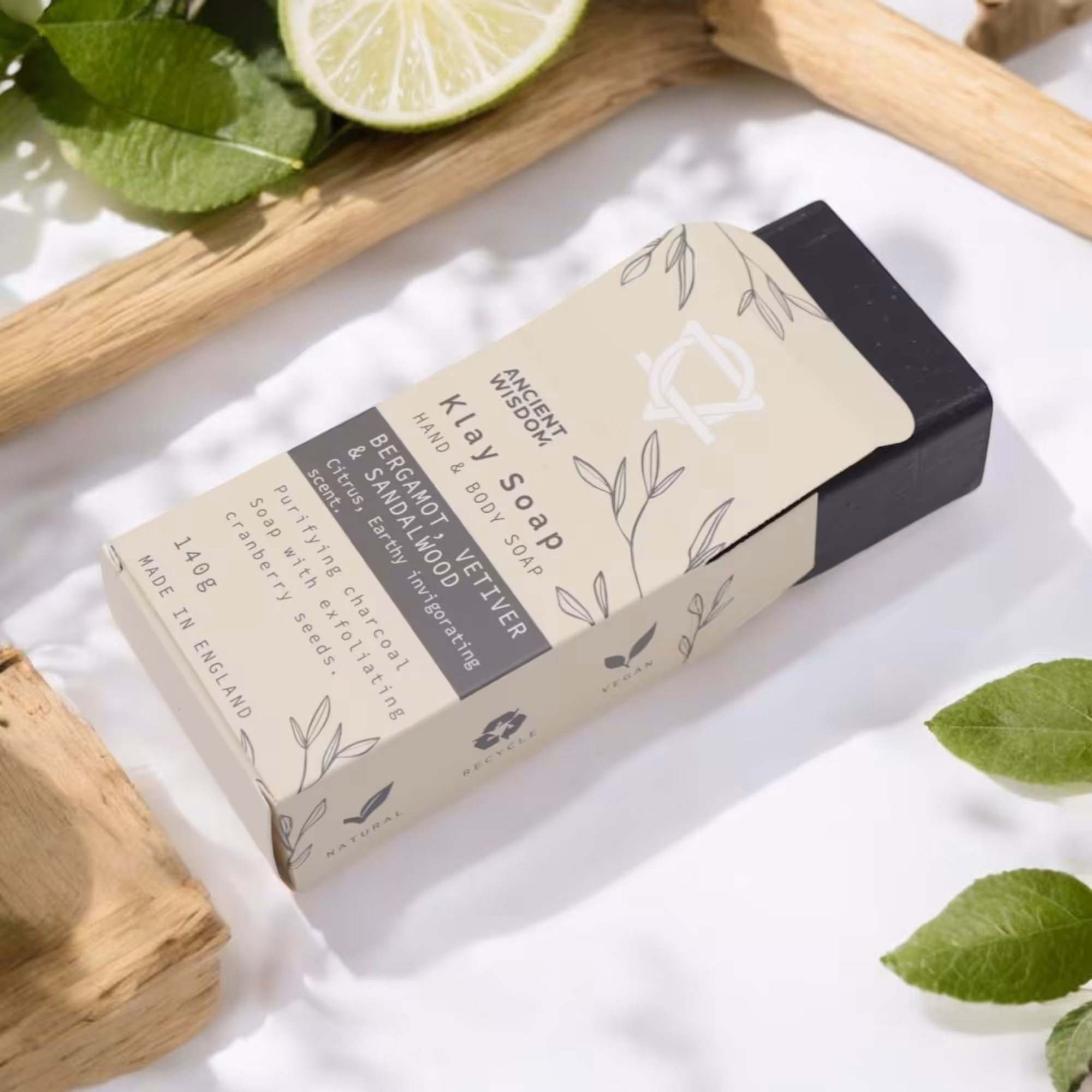 Klay Soap – Bergamot & Sandalwood | www.artisan-gifts.co.uk 4 Klay Soap – Bergamot & Sandalwood | www.artisan-gifts.co.uk 3