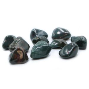 L Tumble Stones – Bloodstone | www.artisan-gifts.co.uk