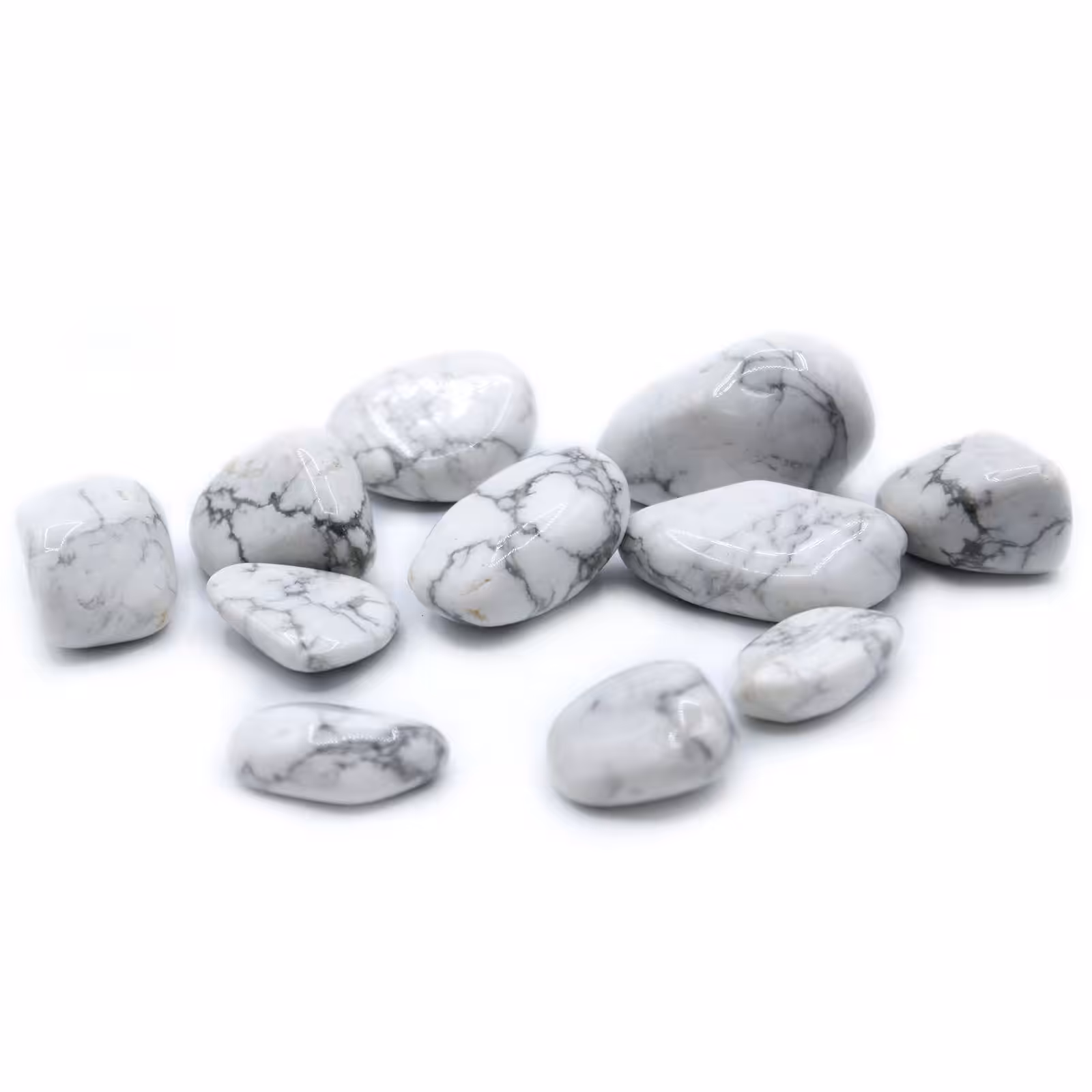 L Tumble Stones – Howlite, White | www.artisan-gifts.co.uk 2 L Tumble Stones – Howlite, White | www.artisan-gifts.co.uk