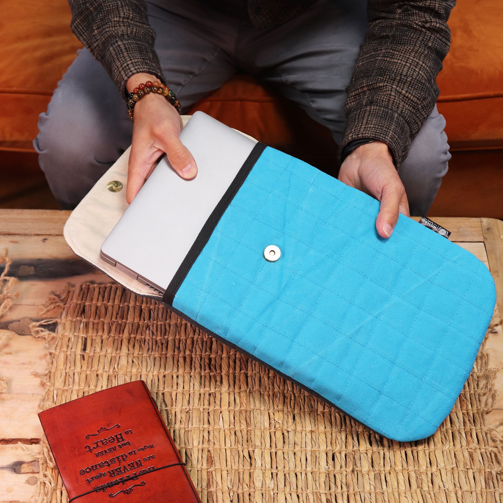 Laptop Padded Pouch – Terrific Turquoise – 14oz Stonewash | www.artisan-gifts.co.uk 4 Laptop Padded Pouch – Terrific Turquoise – 14oz Stonewash | www.artisan-gifts.co.uk 3