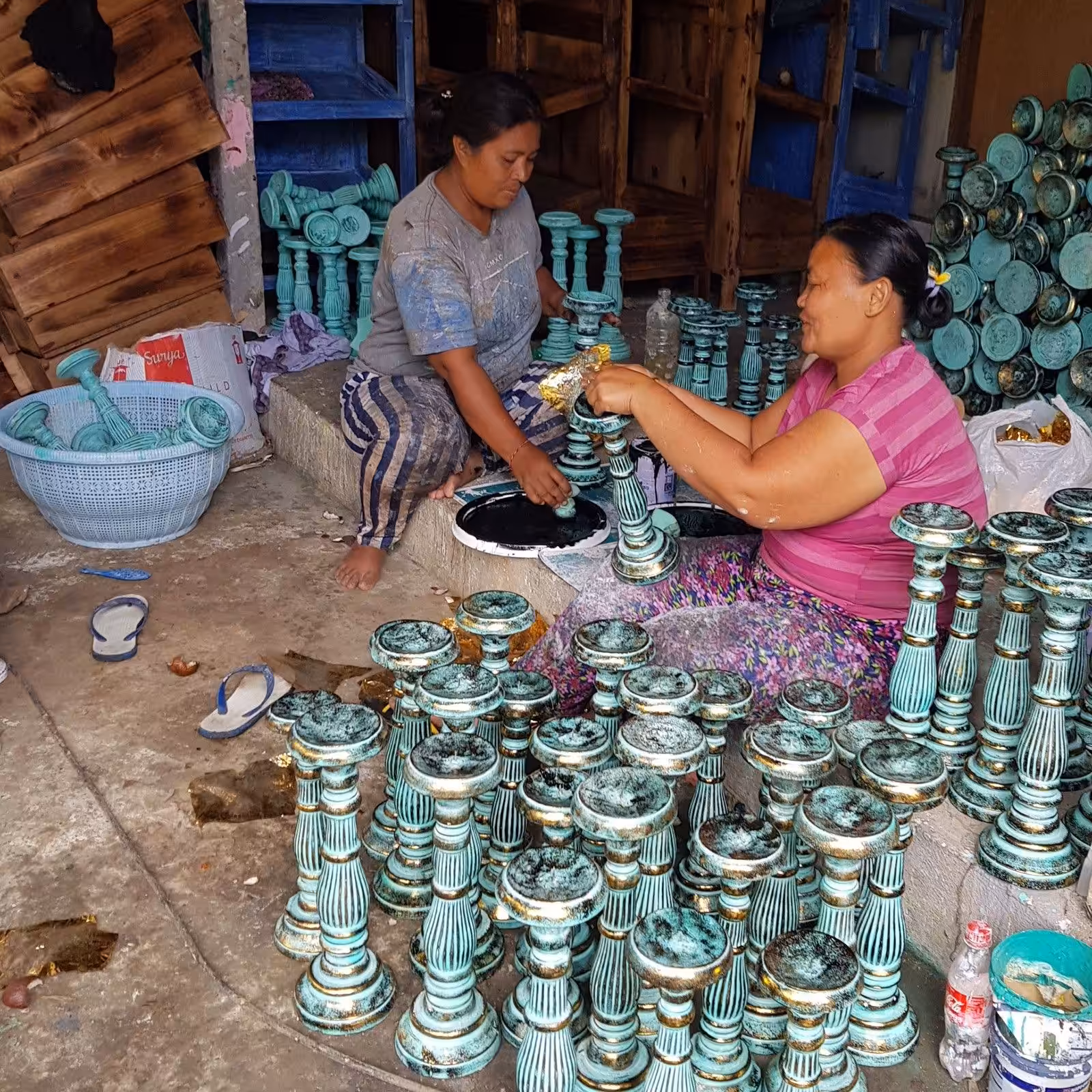 Large Candle Stand – Turquois Gold | www.artisan-gifts.co.uk 6 Large Candle Stand – Turquois Gold | www.artisan-gifts.co.uk 5
