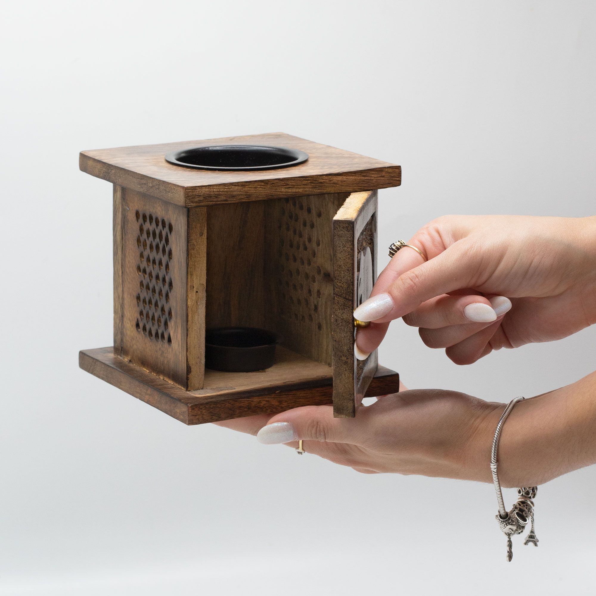 Large Mango Box Burner – Tree of life | www.artisan-gifts.co.uk 4 Large Mango Box Burner – Tree of life | www.artisan-gifts.co.uk 3