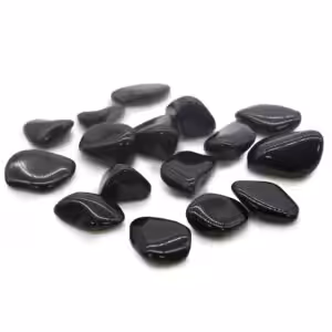 M Tumble Stone – Obsidian Black | www.artisan-gifts.co.uk 1