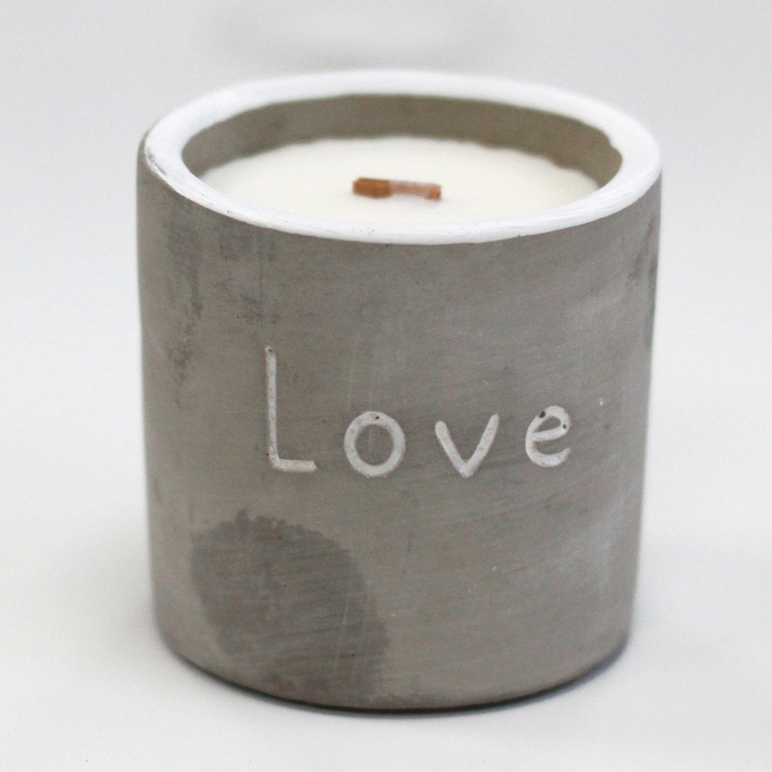 Med Pot – Love – Purple Fig & Casis | www.artisan-gifts.co.uk 6 Med Pot – Love – Purple Fig & Casis | www.artisan-gifts.co.uk 5