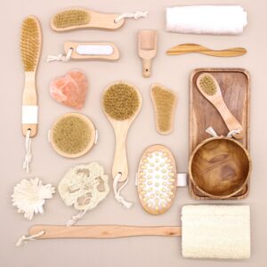 Mini Foot Shaped Brush | www.artisan-gifts.co.uk 1