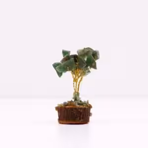 Mini Gemstone Tree On Wood Base – Green Aventurine (15 stones) | www.artisan-gifts.co.uk 1
