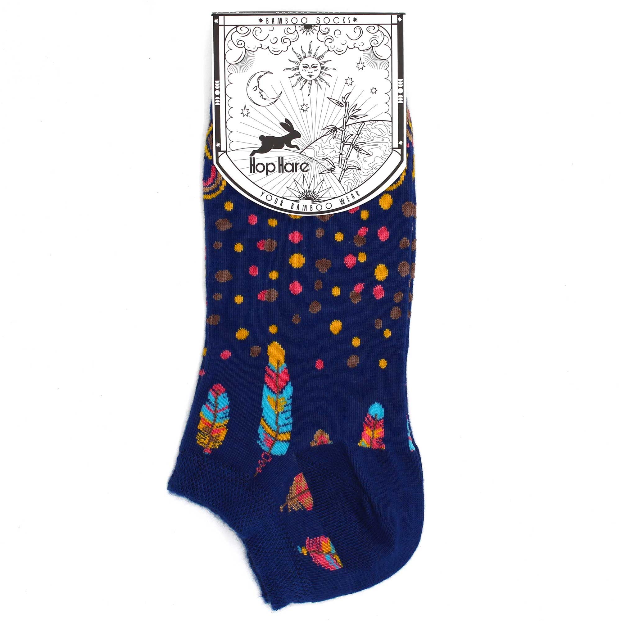 M/L Hop Hare Bamboo Socks Low (7.5-11.5) – Indian Feathers | www.artisan-gifts.co.uk 3 M/L Hop Hare Bamboo Socks Low (7.5-11.5) – Indian Feathers | www.artisan-gifts.co.uk 2