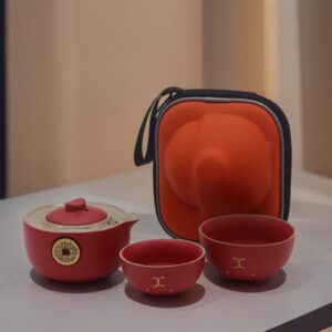 Money Cat Teapot Set – Two Cups – Travel Pack – Red | www.artisan-gifts.co.uk 1