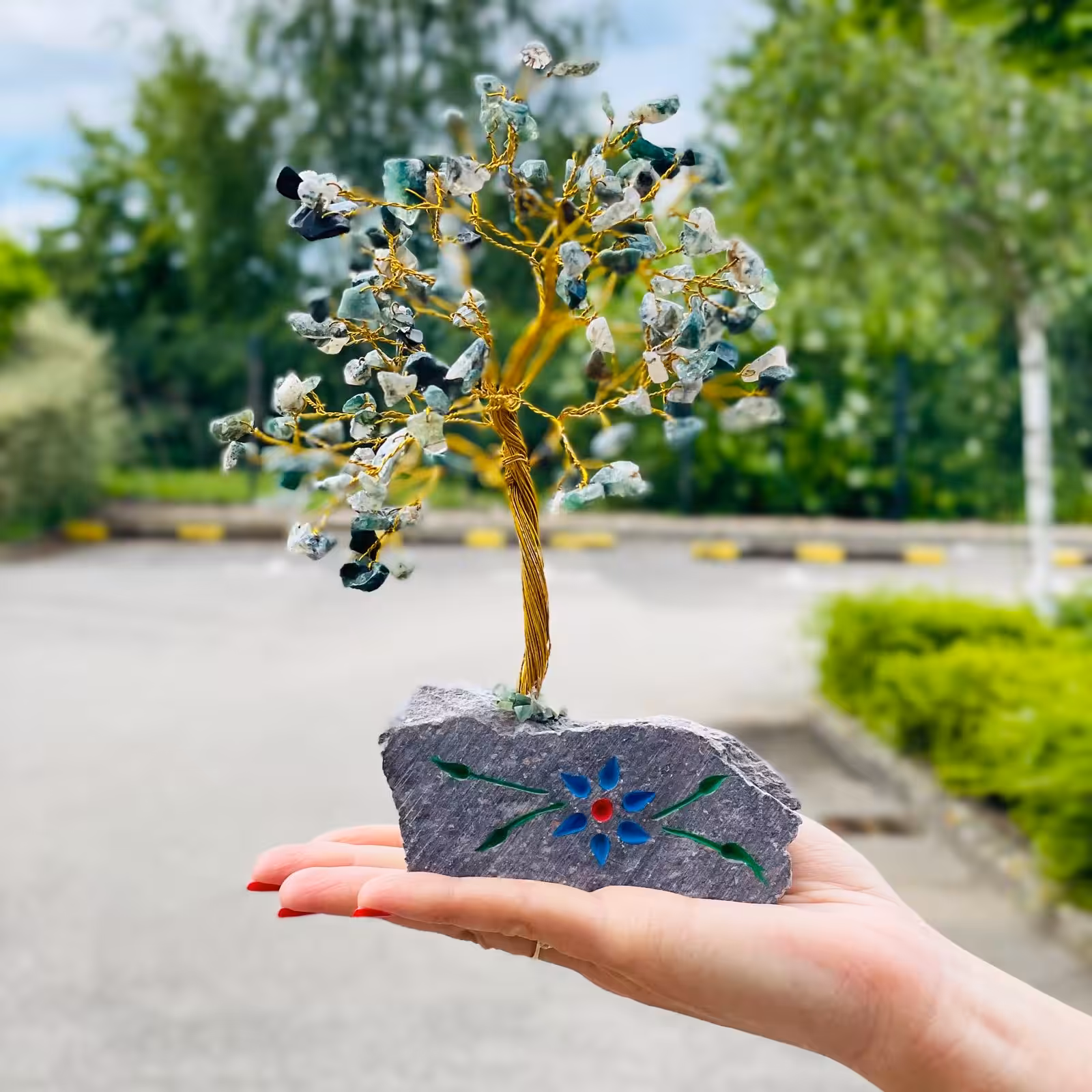 Moss Agate – 160 Stone | www.artisan-gifts.co.uk 3 Moss Agate – 160 Stone | www.artisan-gifts.co.uk 2