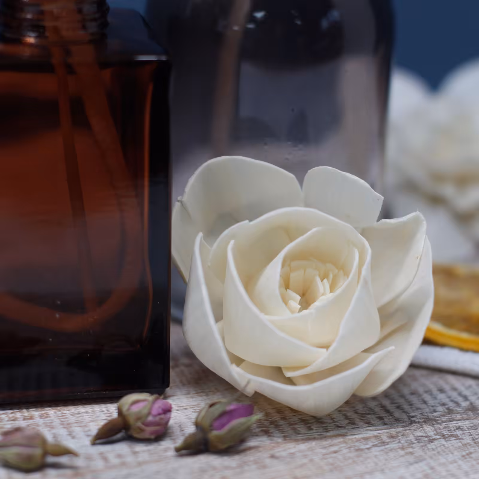 Natural Diffuser Flowers – Tulip on Reed | www.artisan-gifts.co.uk 7 Natural Diffuser Flowers – Tulip on Reed | www.artisan-gifts.co.uk 6