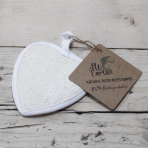 Natural Loofah Body Scrubs – Heart | www.artisan-gifts.co.uk 1