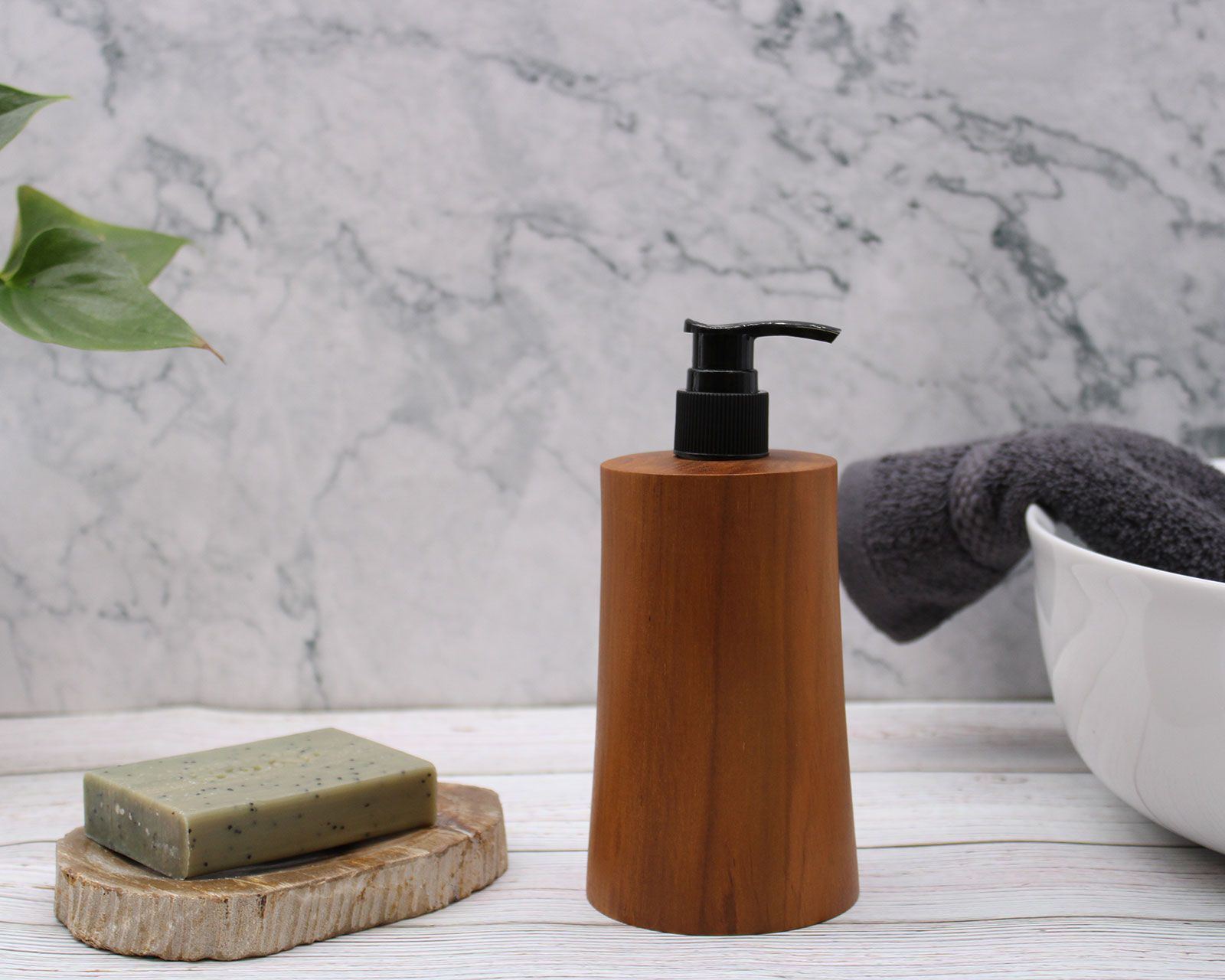 Natural Teakwood Soap Dispenser – Taper | www.artisan-gifts.co.uk 8 Natural Teakwood Soap Dispenser – Taper | www.artisan-gifts.co.uk 7