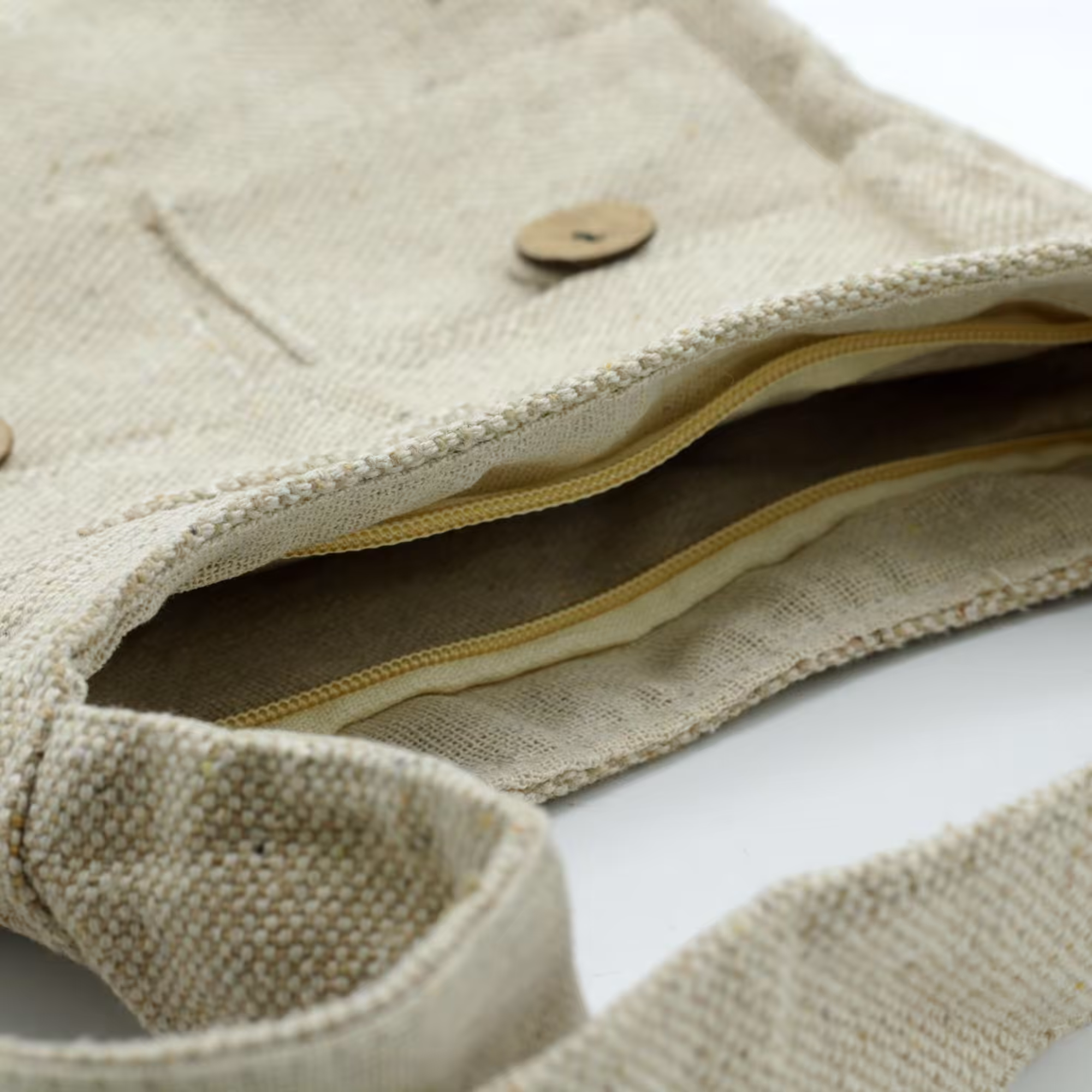 Natural Tones Two Pocket Bags – Natural – Medium | www.artisan-gifts.co.uk 3 Natural Tones Two Pocket Bags – Natural – Medium | www.artisan-gifts.co.uk 2