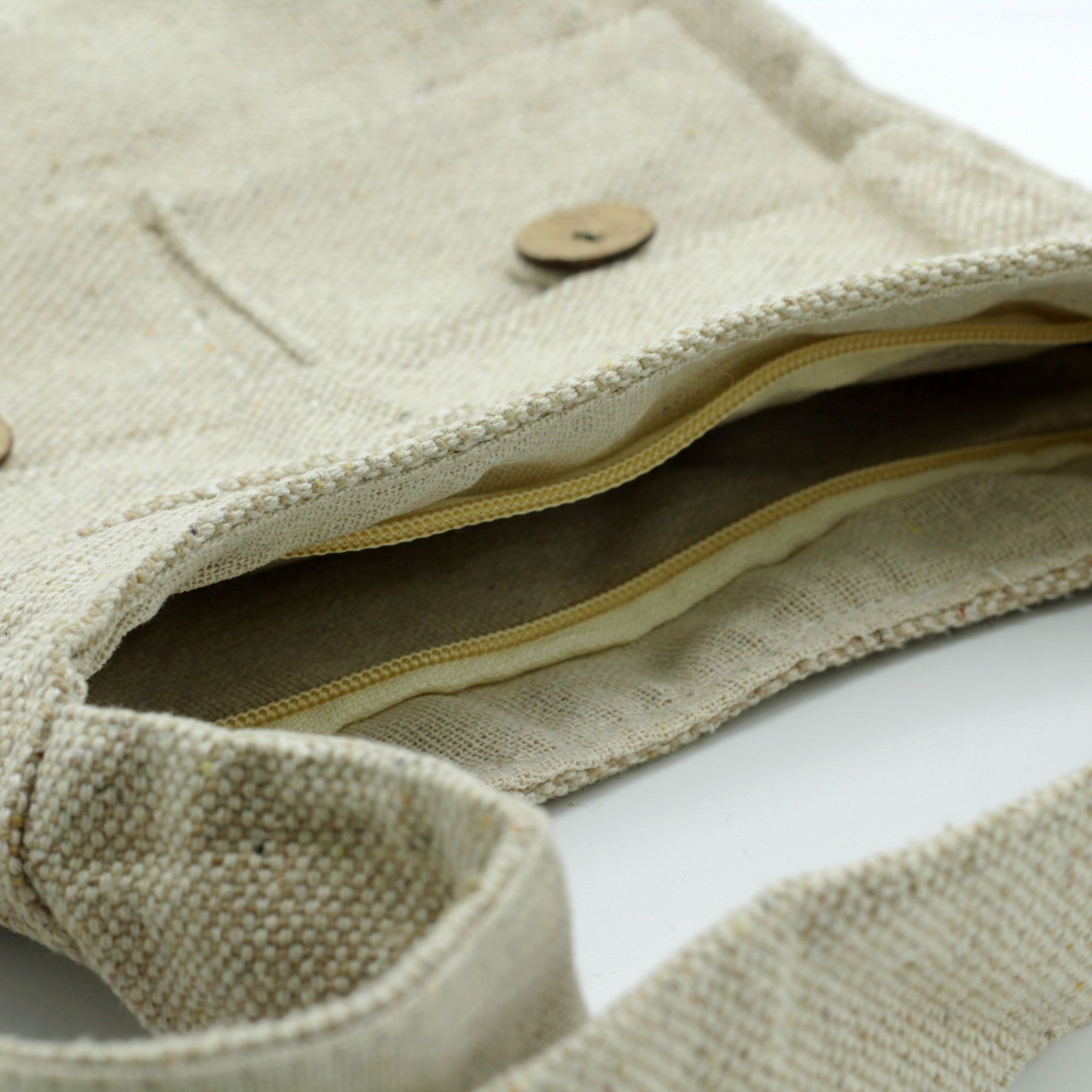 Natural Tones Two Pocket Bags – Natural – Medium | www.artisan-gifts.co.uk 3 Natural Tones Two Pocket Bags – Natural – Medium | www.artisan-gifts.co.uk 2