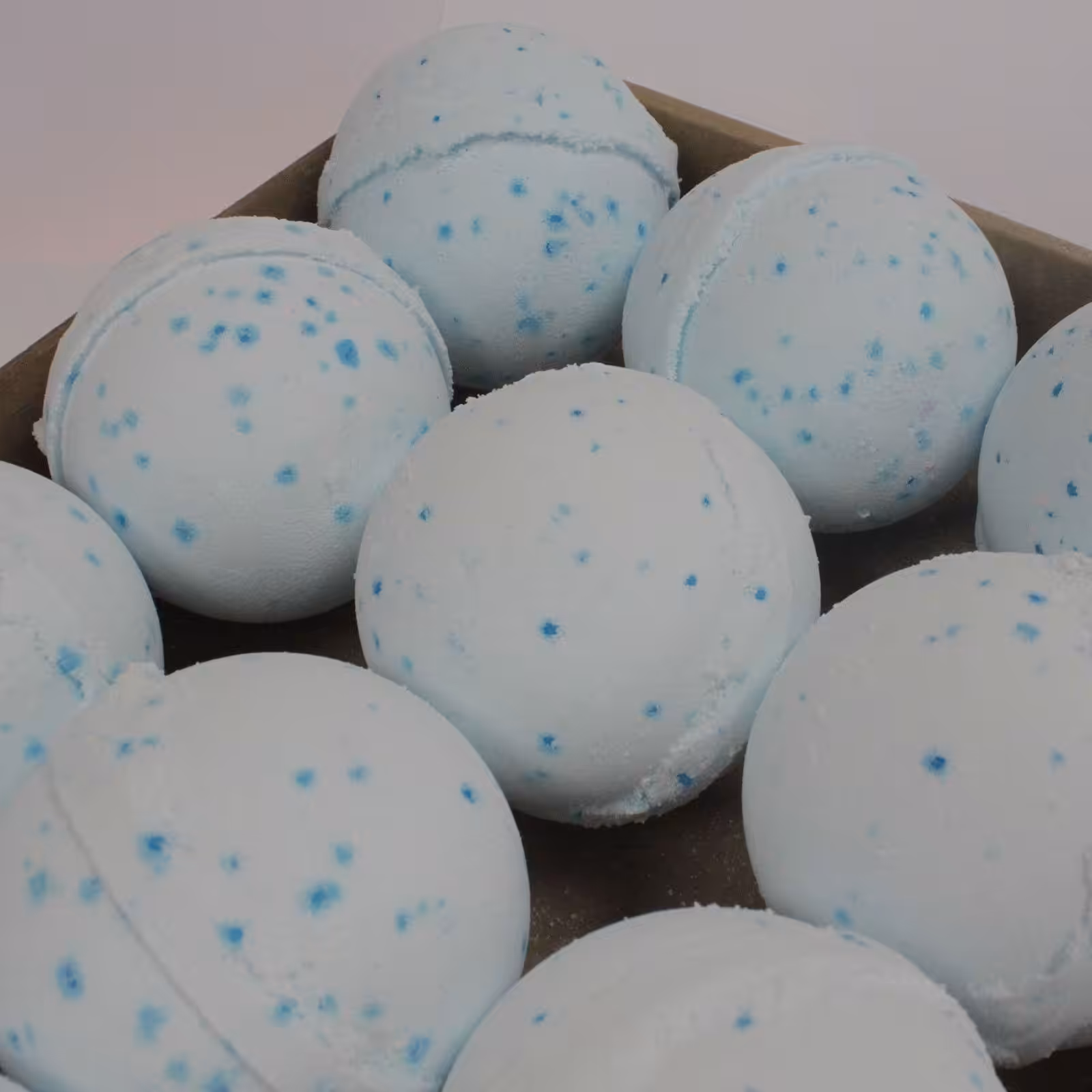 Ocean Bath Bomb | www.artisan-gifts.co.uk 4 Ocean Bath Bomb | www.artisan-gifts.co.uk 3