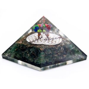 Orgonite Pyramid – Green Acewnturine nd Flower of Life – 70 mm | www.artisan-gifts.co.uk 1