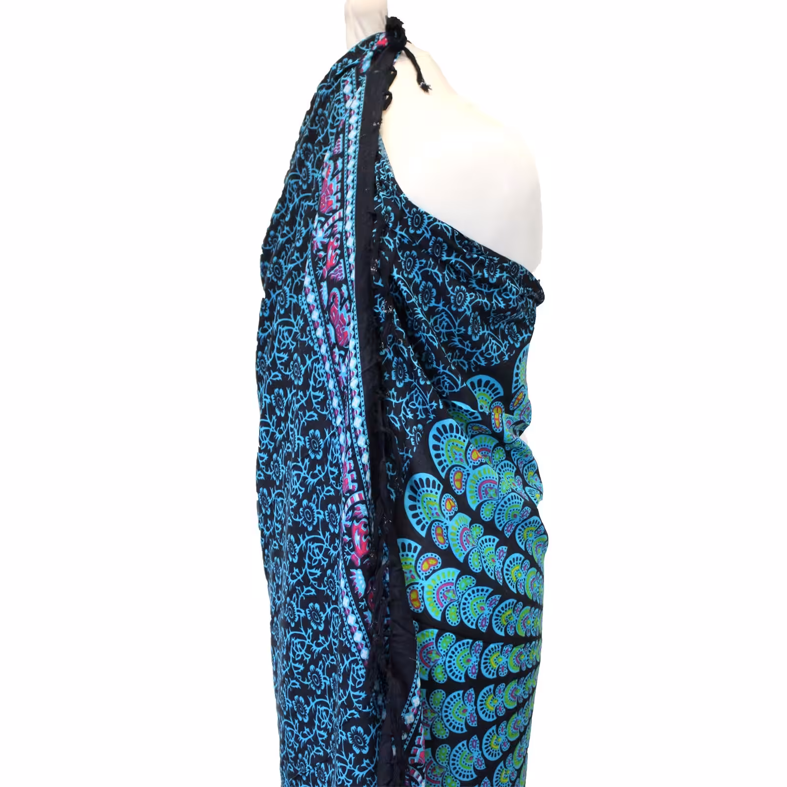 Peacock Classic Mandala Sarongs | www.artisan-gifts.co.uk 3 Peacock Classic Mandala Sarongs | www.artisan-gifts.co.uk 2