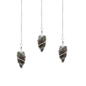 Raw Gemstone Pendulum – Moss Agate | www.artisan-gifts.co.uk 1