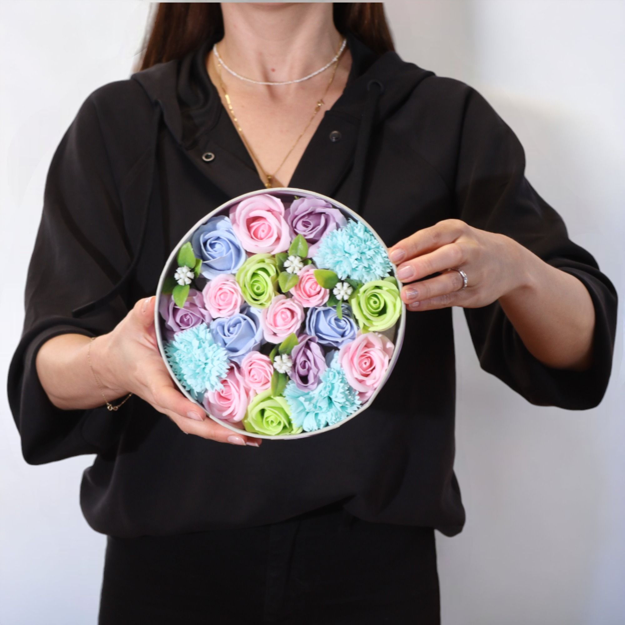 Round Box – Baby Blessings – Blues | www.artisan-gifts.co.uk 6 Round Box – Baby Blessings – Blues | www.artisan-gifts.co.uk 5