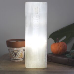 Selenite Block Lamp 25cm – Chakra Lamp | www.artisan-gifts.co.uk 1