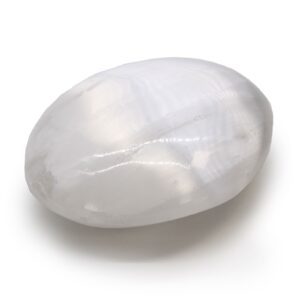 Selenite Palm Stone – 6.5 cm | www.artisan-gifts.co.uk 1