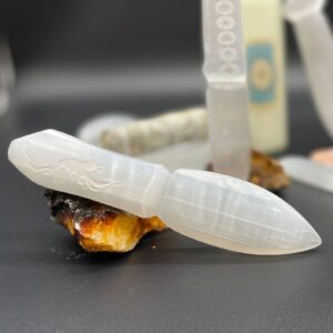 Selenite Ritual Knife – Letting go of the past | www.artisan-gifts.co.uk 1