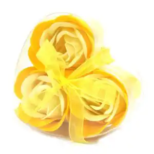 Set of 3 Soap Flower Heart Box – Spring Roses | www.artisan-gifts.co.uk 1