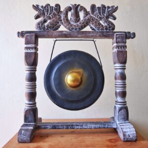 Small Healing Gong in Stand – 25cm – Black | www.artisan-gifts.co.uk 1